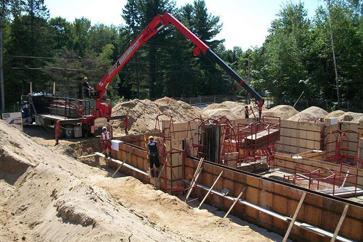 Réalisation de coffrage commercial.