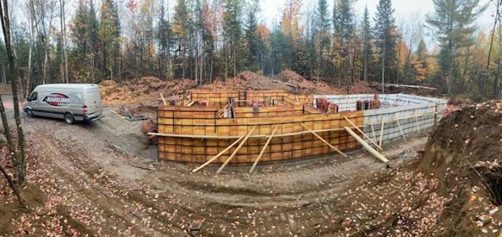 Entrepreneur spécialiste en fondation de béton.